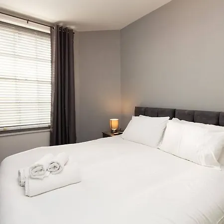 Lavish 2Bed Apartment In The Heart Of Birkenhead Exterior foto