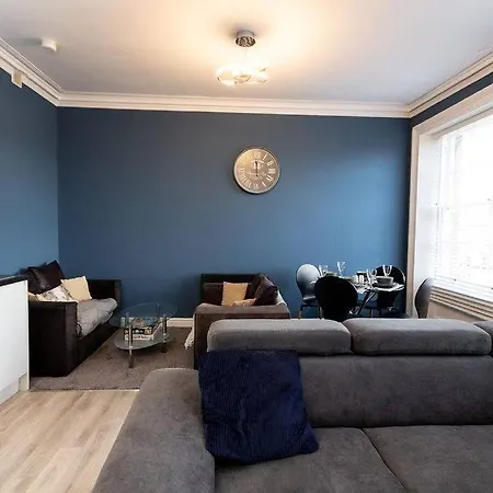 Lavish 2Bed Apartment In The Heart Of Birkenhead Exterior foto