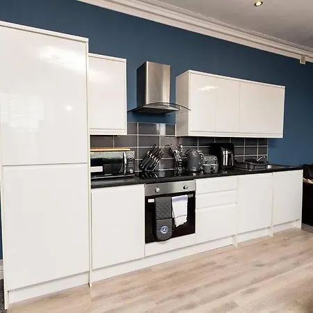 Lavish 2Bed Apartment In The Heart Of Birkenhead Exterior foto