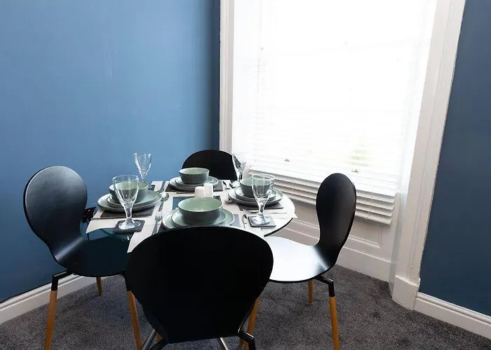 Lavish 2Bed Apartment In The Heart Of Birkenhead