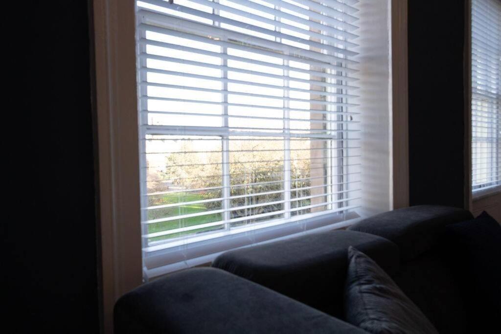 Lavish 2bed In The Heart Of Apartment
